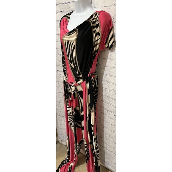 NWT Fashion Nova Don’t Fight This Feeling Jumpsuit With Belt Plus Size 3X - Picture 3 of 7